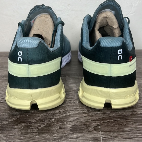 On cloud cloudflow 2.0 sea limelight 9 NWOT - Picture 4 of 13